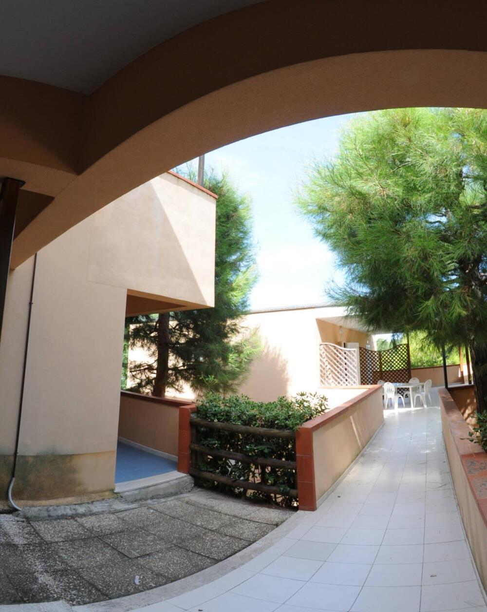 Centro Vacanze Mirage Torre di Palme المظهر الخارجي الصورة